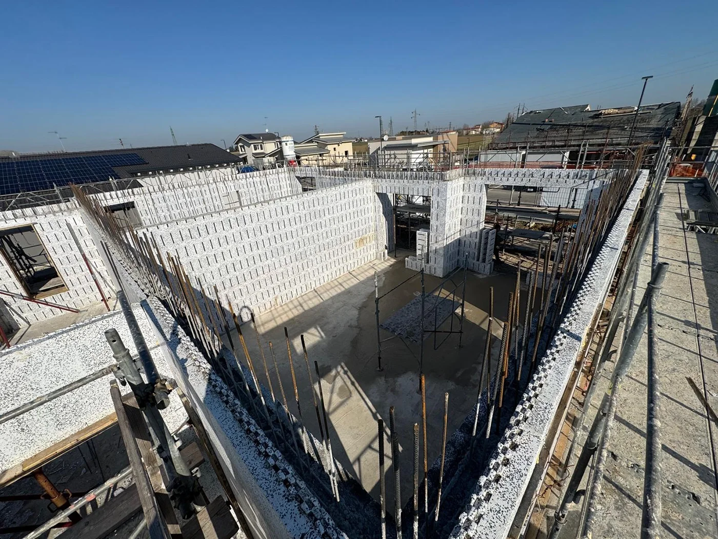 Fondamenta di una casa in costruzione con sistema climablock